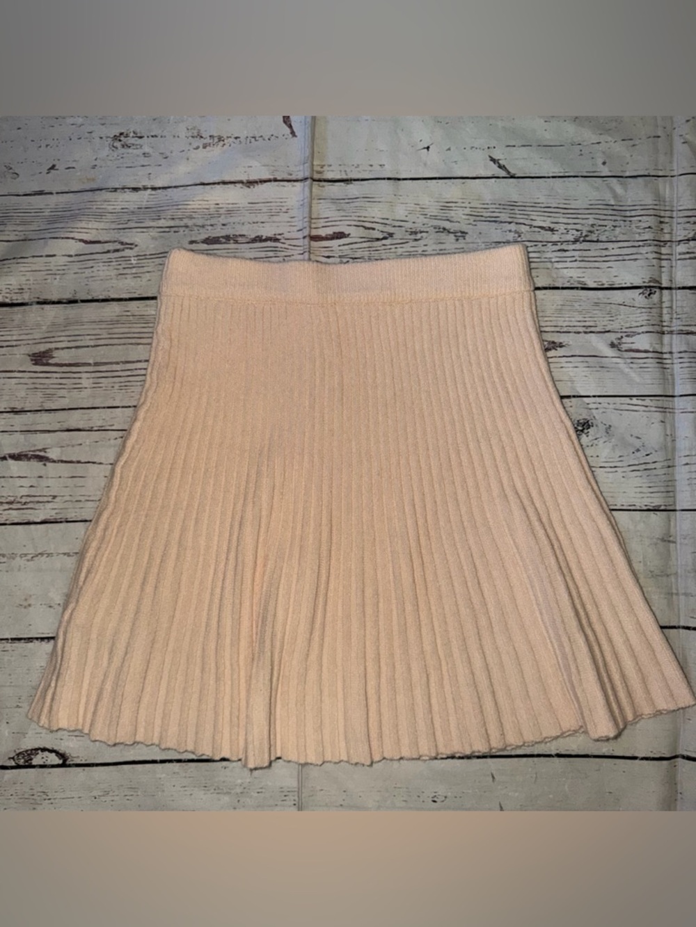 Ribbed Pleated Knit Skater Skirt